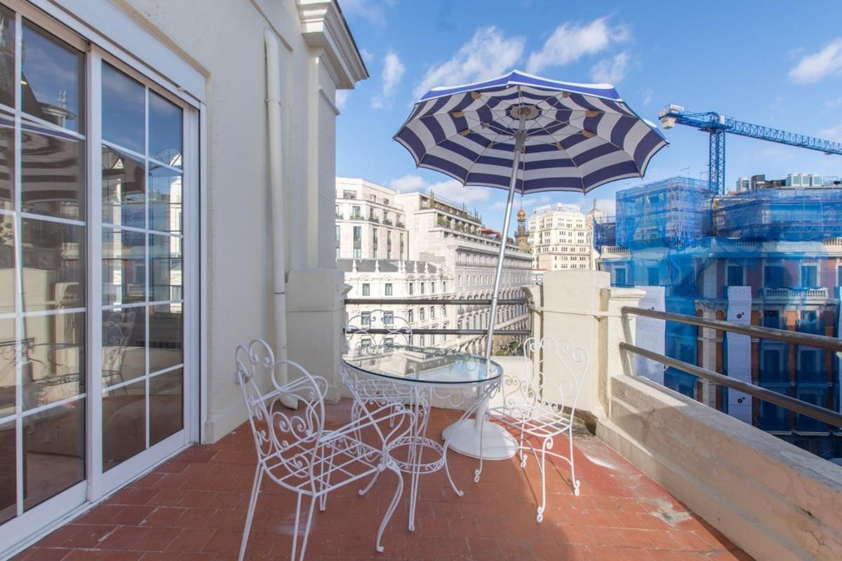 Atico Con Terraza De Vistas Inmejorables Leilighet Madrid Eksteriør bilde